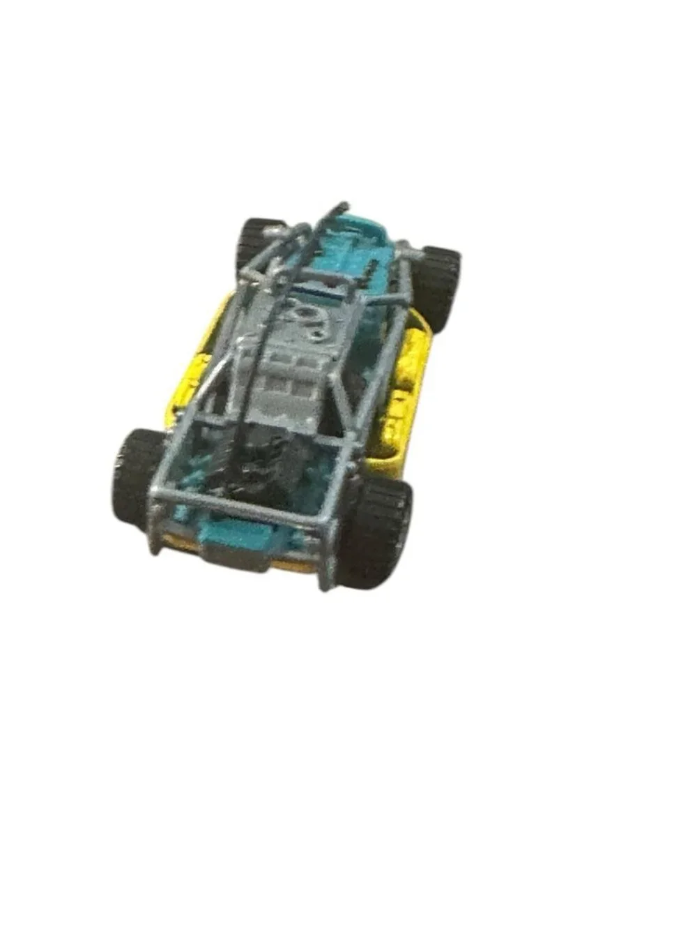 Vintage Matchbox 1998 Dune Buggy MB429 1:61 Mount Discovery teal yellow silver
